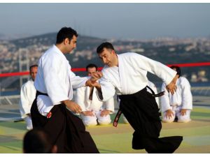 Fx World İstanbulda Aıkıdo Enerjisi