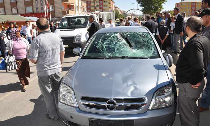 Karşıdan Karşıya Geçmek İsterken…