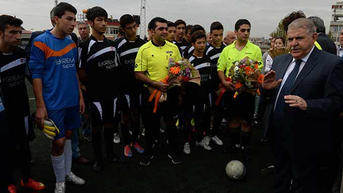 Mahçiçek: “Spora Ve Sporcuya Desteğimiz Her Zaman Devam Edecek”