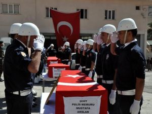 Şehitler Törenle Uğurlandı