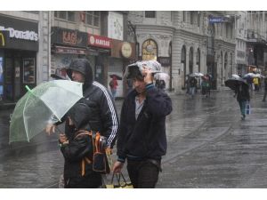 İstanbul’da Yağmur Devam Ediyor