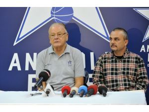 Ivkovıc: “Anadolu Efes Türkiye’nin En Güçlü Takımlarından Biri”