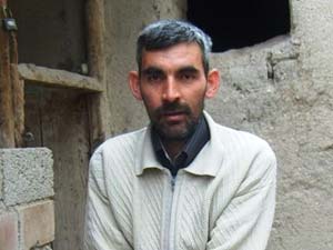 Kapaklar Elinde Kaldı