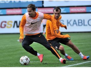 Aslanlar Arsenal Maçına Hazırlanıyor