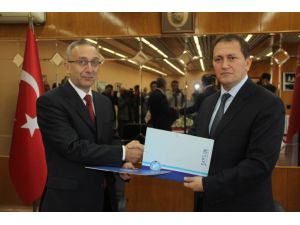 Sosyal Medya Ve Güvenli İnternet