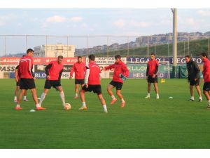 Trabzonspor, Legıa Varşova Maçı Hazırlıklarını Sürdürüyor