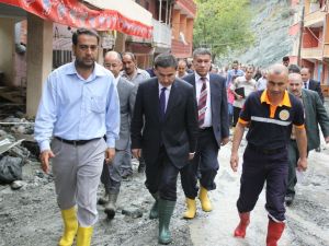 Hataydaki Sel Felaketinde Kaybolan Kadın Bulunamadı