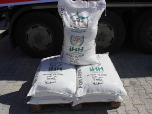 İhh’dan Suriye’ye Bin Ton Un Yardımı