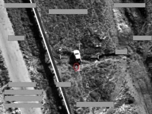 Kıbrıs’taki Üsten Kalkan İngiliz Jetleri Işid’i Vurdu