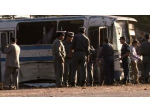 İmzalar Atıldı, Bombalar Patladı