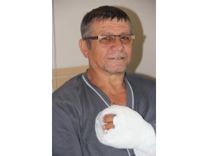 Parmaklarını Kaybetmekten Kurtuldu