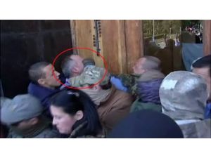 Rus Yanlısı Vekile Meydan Dayağı