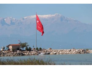 Anamas Dağı’nın Zirvesine Kar Yağdı