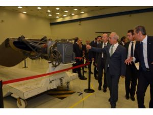 Bakan Elvan, Taı Tesislerini Ziyaret Etti