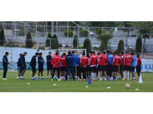 Trabzonspor Legia Warszawa Maçı Hazırlıklarını Tamamladı