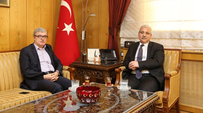 Vekil Güvençten Vali Güvençere Ziyaret