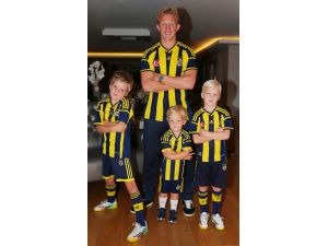 Kuyt’dan Genç Futbolculara Öğütler