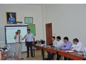 Türkmenistanlı Polislere Eğitim