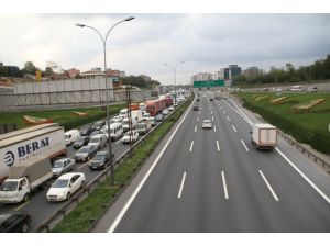 İstanbul Trafiğinde ‘Bayram’ Yoğunluğu Başladı