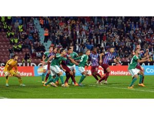 Legia Warszawa-trabzonspor Maçının İlk Yarısında Tek Gol