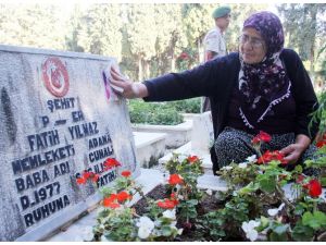 Şehit Annesi: Vatan Sağ Olsun !