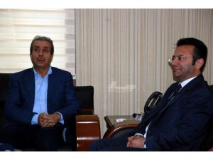 Bakan Eker’den Kepenk Kapatma Eylemine İlişkin Açıklama