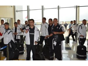 Beşiktaş İngiltere’den Döndü