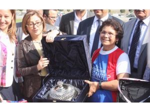 Ayak Parmakları Yok; Ama 5 Bin Metrede Derece Aldı