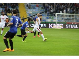 İlk Yarı Sona Erdi
