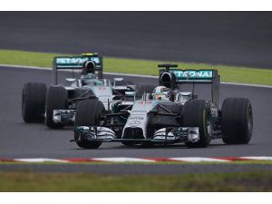 Mercedes Amg Petronas, Suzukada Duble Yaptı