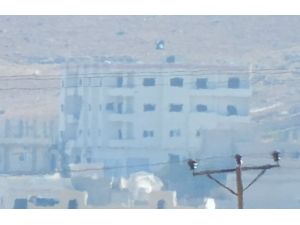 Işid Kobani’ye Bayrağını Dikti