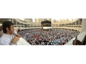 Kabe’nin Kapısında Dua Etmek Bilene Kolay