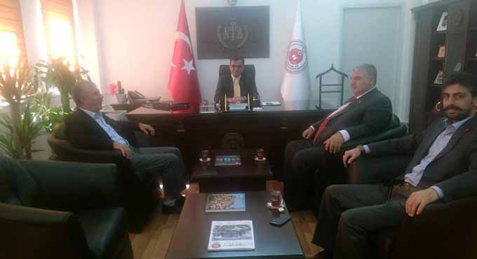Özel’e Gazetecilerden Ziyaret