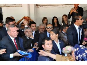 Bu Kez Suriyeli Çocukları Sevindirdi