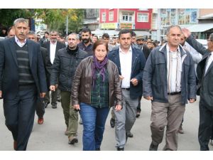 Kars’ta Işid Saldırıları Protesto Edildi