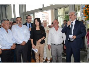Akhisarlı Çiftçi Mermer Rölyef Sergisi Açtı