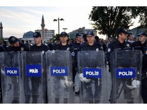 Polisten Anlamlı Yürüyüş