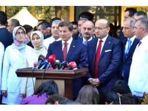 Başbakan Davutoğlu, Yaralı İl Emniyet Müdürü Ürker’i Ziyaret Etti