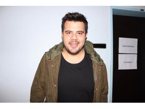 (Özel Haber) Ünlü Komedyen Ve Tiyatrocu Eser Yenenler: