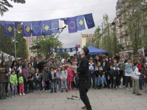 Kosovanın Tahmini 2013 Nüfusu Açıklandı