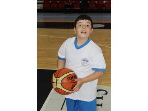 (Özel Haber) Otizmi, Attığı Üçlükler İle Yenecek