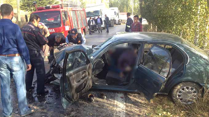 Göksun’da Trafik Kazası: 1 Ölü, 2 Yaralı  