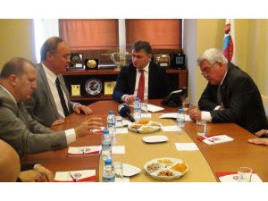 Chp Genel Başkan Yardımcısı Faik Öztraktan Hsyk Değerlendirmesi