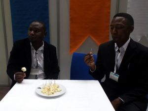 Ugandalılar İlk Defa Peynir Yedi