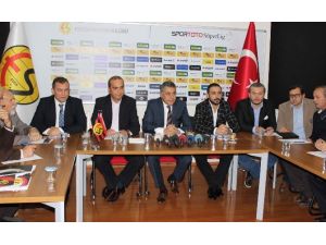 Ertuğrul Sağlam Gidecek Mi ?