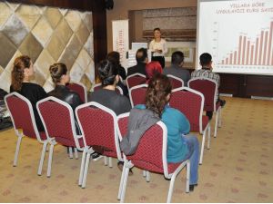 Sağlık Personeline ‘Nrp’ Anlatıldı