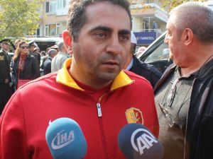 Şehit Binbaşıyı Cenaze Töreninde Maça Gideceği Arkadaşı Da Yalnız Bırakmadı