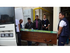 Hüseyin Üzmezin Cenazesi Hastaneden Alındı
