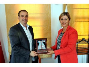 Denizbank Müdürü Gençeri Ziyaret Etti