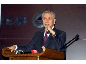 Bülent Arınçtan Muhalefete Eleştiri